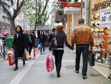 Ανοιχτά την Κυριακή τα καταστήματα- Δείτε το ωράριο